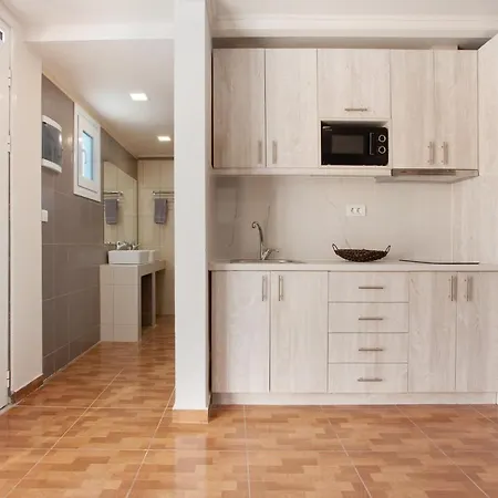 Appartement Pool Side Paradise *